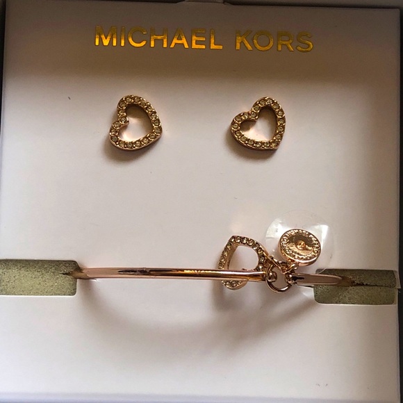 Michael Kors Rose Gold Plated Over Brass Heart Stud Earrings & Bangle Set NWT - Picture 3 of 12